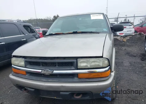 2003 Chevrolet S-10 Ls z USA, uszkodzony, nr VIN 1GCDT19XX38217852